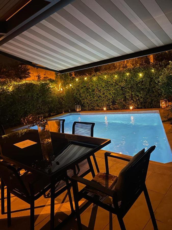 Space In The Villa With Poll Near Golf In مدريد المظهر الخارجي الصورة